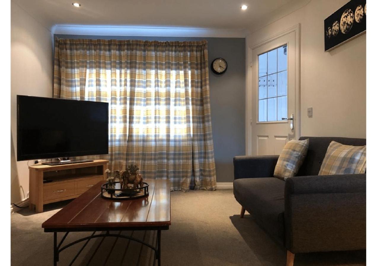 Perfectly Placed 3 Bed Home In A Peaceful Close Darlington  Exterior photo